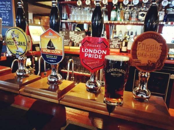 The Anchor Inn Cowes  Exterior photo